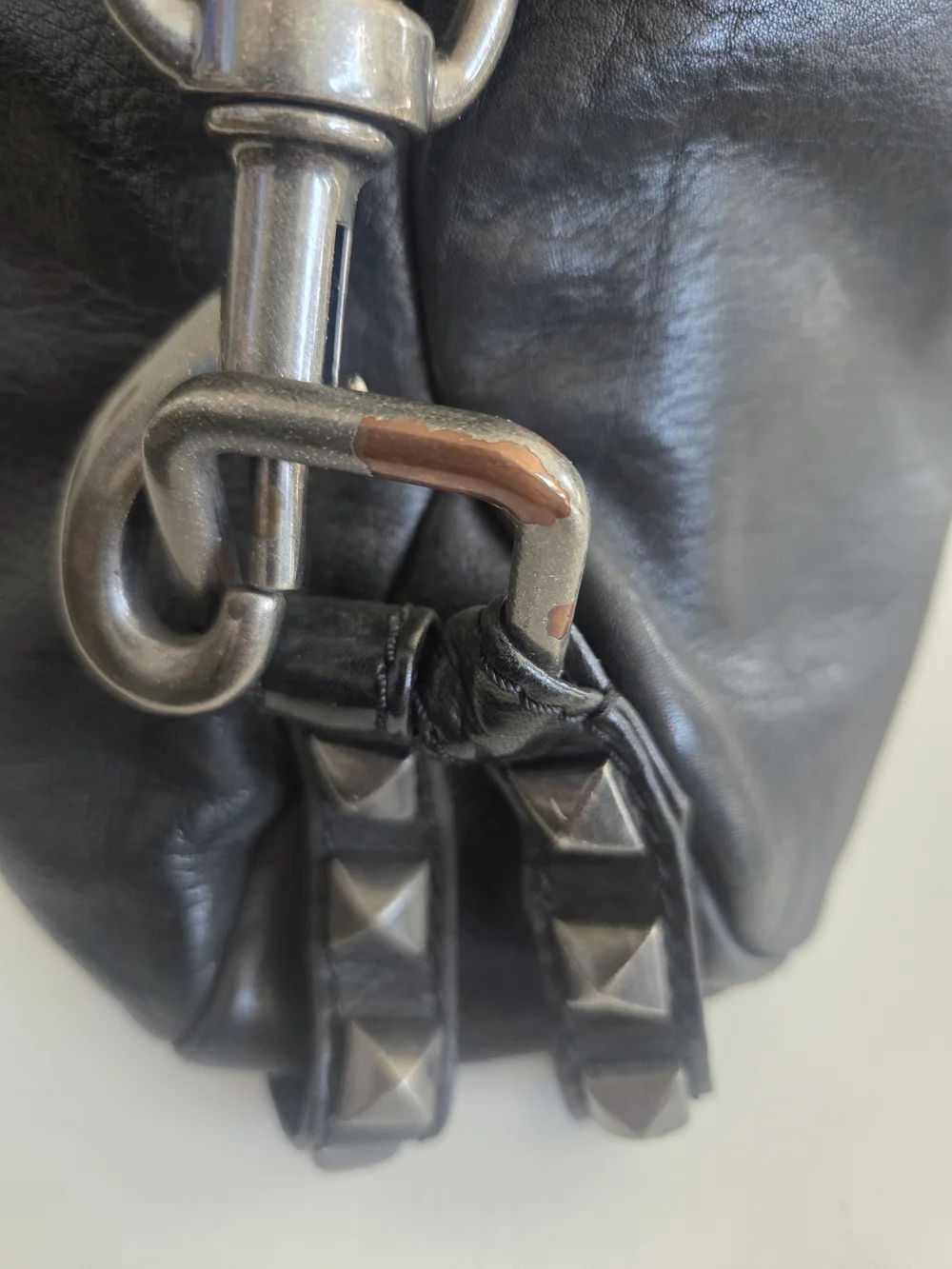 Rebecca Minkoff Studded Hobo Black Leather Pyramid Studs, Cardinal Bird Lining - Picture 8 of 11